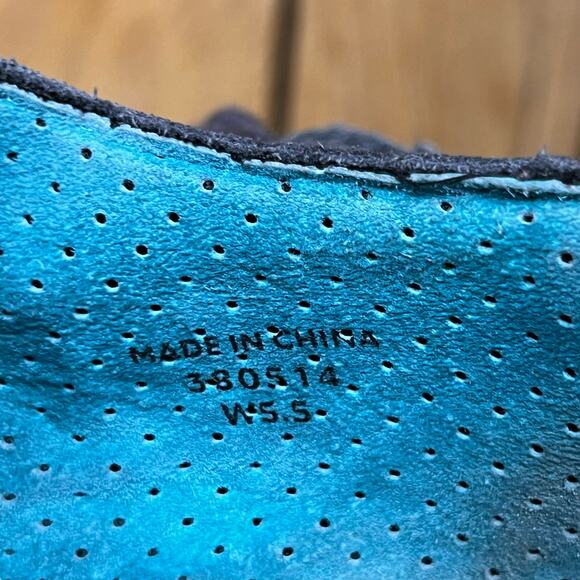 Toms Brogue Gray Suede Cap Toe Casual Lace Up Oxfords Shoes Womens Size 5.5 - Picture 11 of 11